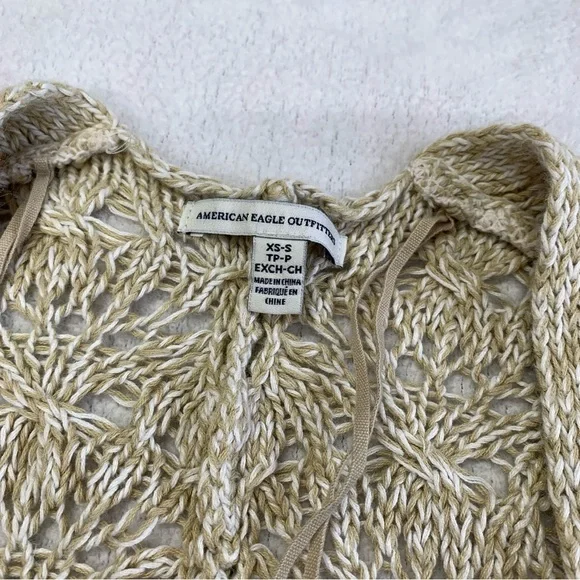 American Eagle EUC Tan Short Sleeve Open Front Crochet Knit Fringe Cardigan XS - Picture 4 of 7
